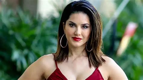 sunny leon xnxx|Sunny Leone Porn Videos 2024: Porn Star Sex Scenes